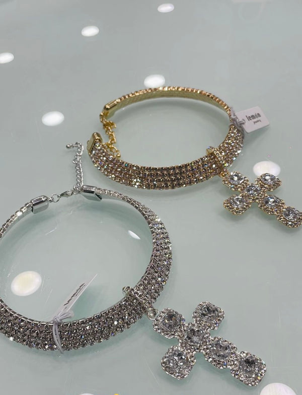 Collier croce important